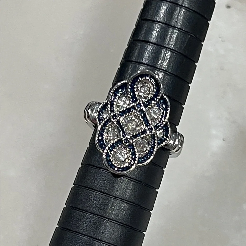 Elegant Silver and Blue Women's Ring